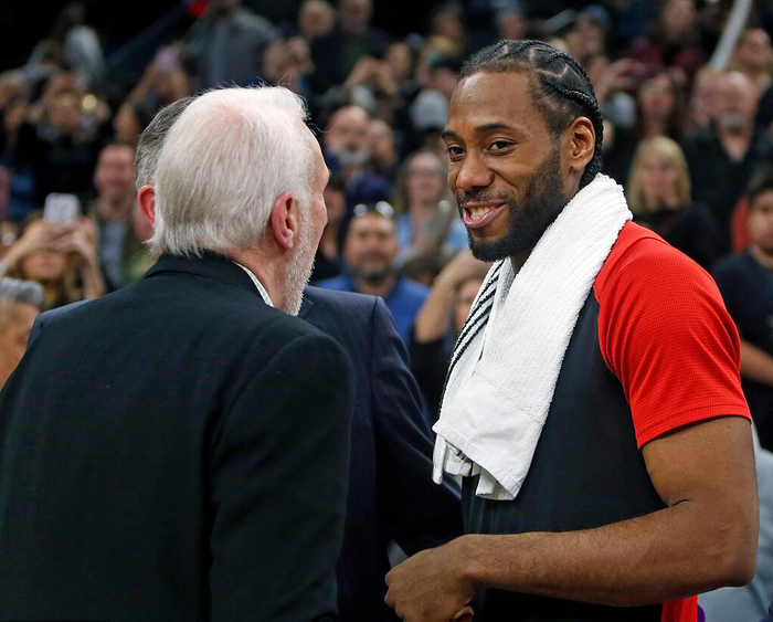 罗马诺：迪萨西已经被推荐给巴萨，巴萨也在关注塞内西（罗马诺：巴萨获荐迪萨西，同时关注塞内西）